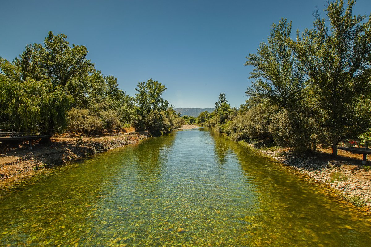 Zêzere river in Valhelhas