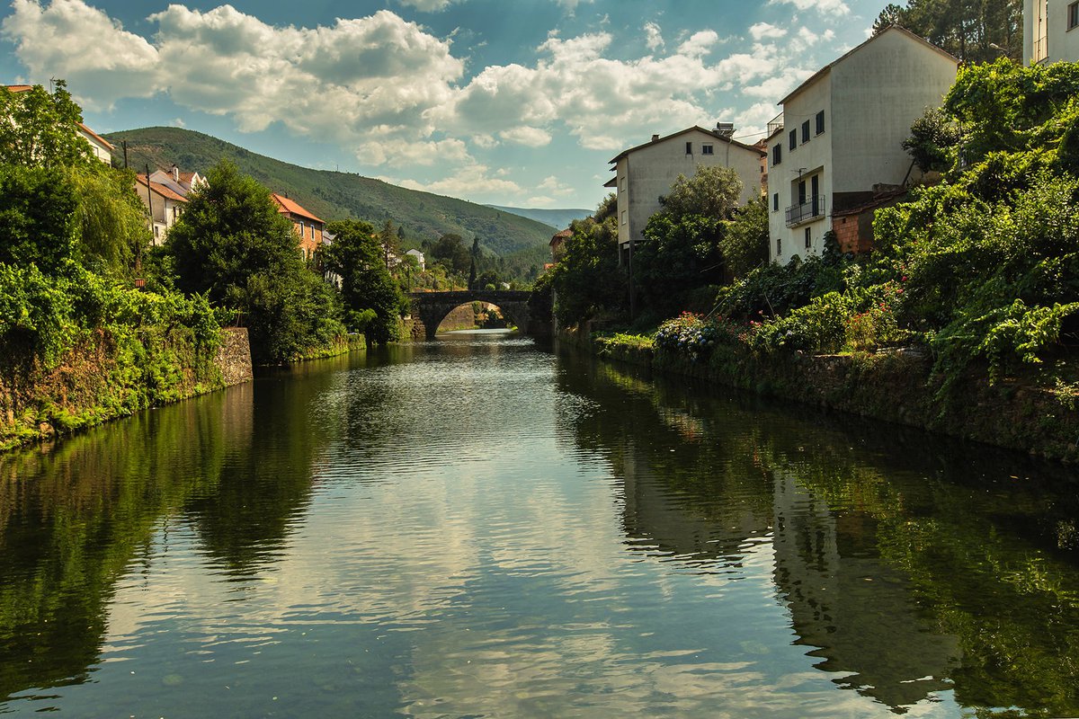 View over the River Alvoco and Vide